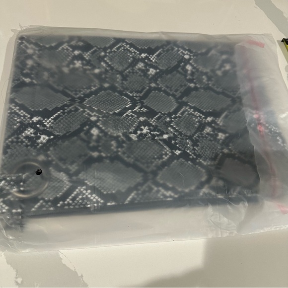 Snake Print Oversized Vegan Leather Wristlet Clutch Bag - Picture 8 of 8